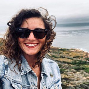 Meet your Posher, Alexandra